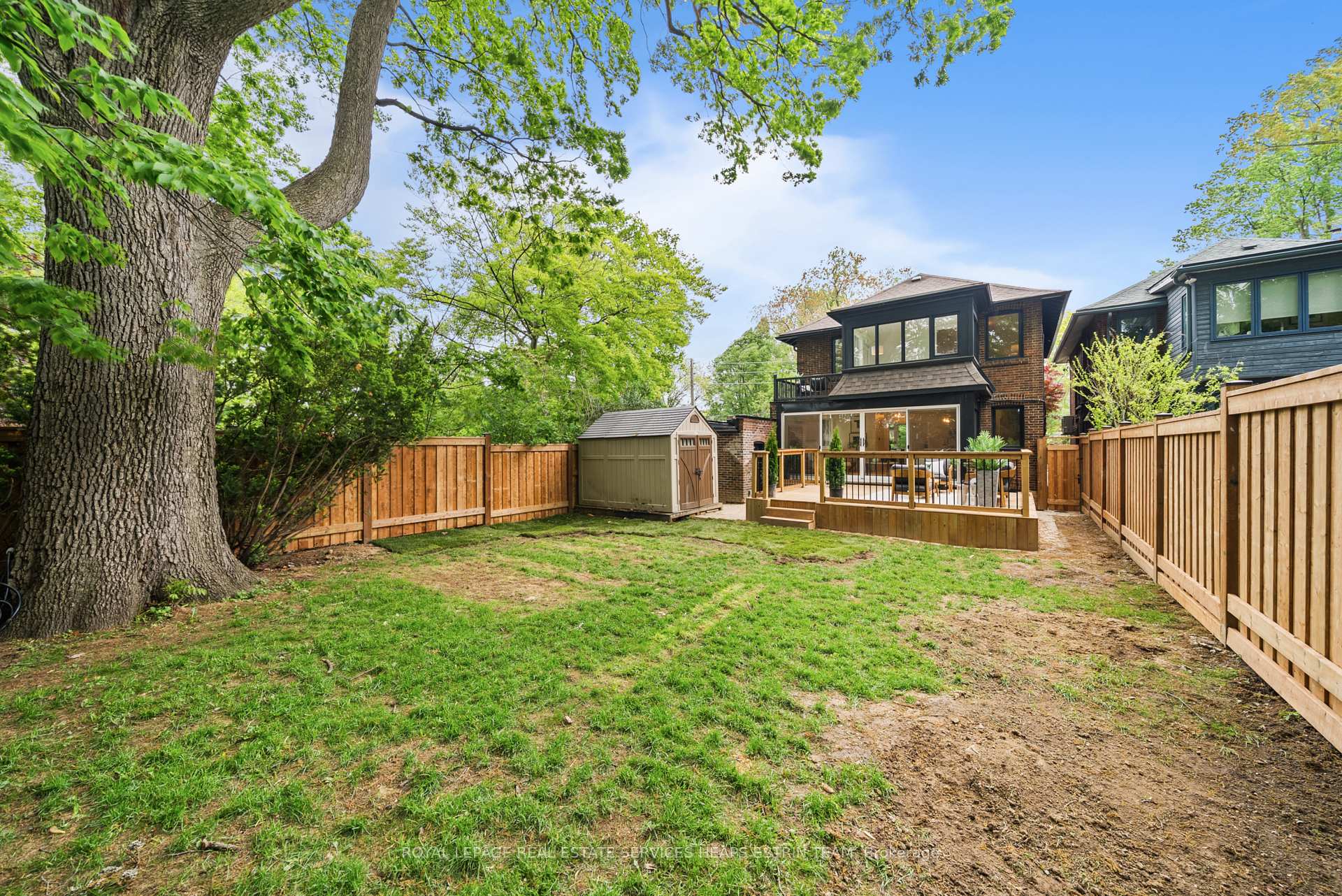 Photo 39 of 156 Welland Avenue, Toronto, Rosedale-Moore Park — HOMEH