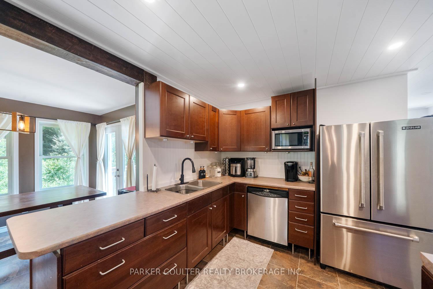 Photo 8 of 215 O'brien Road, Strong — HOMEH