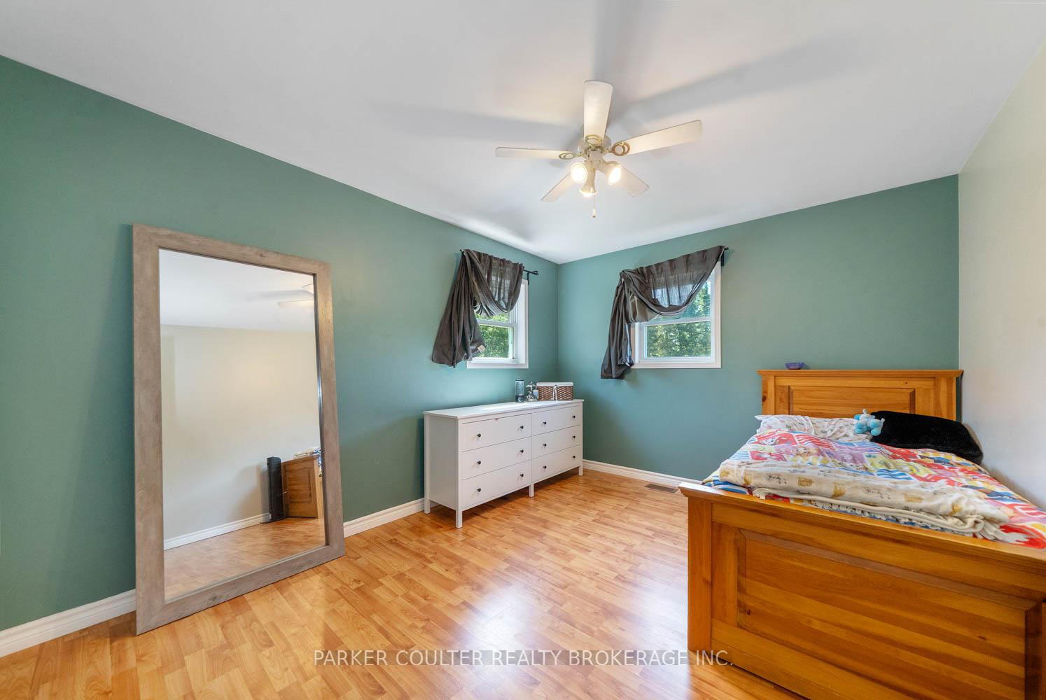 Photo 17 of 215 O'brien Road, Strong — HOMEH