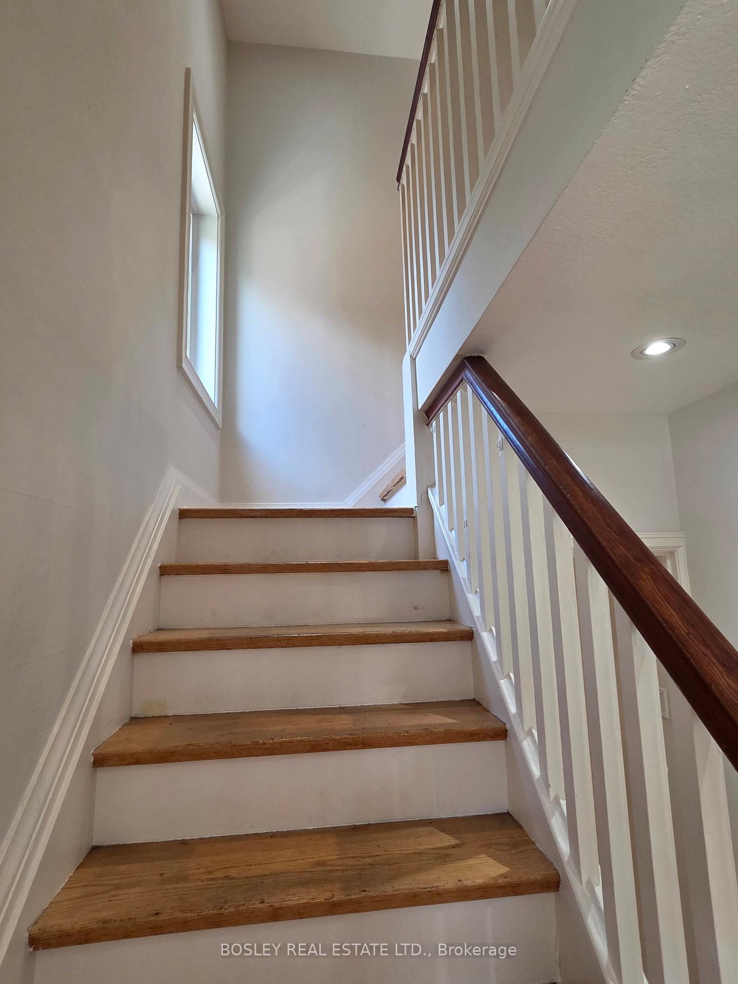 Photo 12 of 763 Eglinton Avenue E, Toronto, Leaside — HOMEH