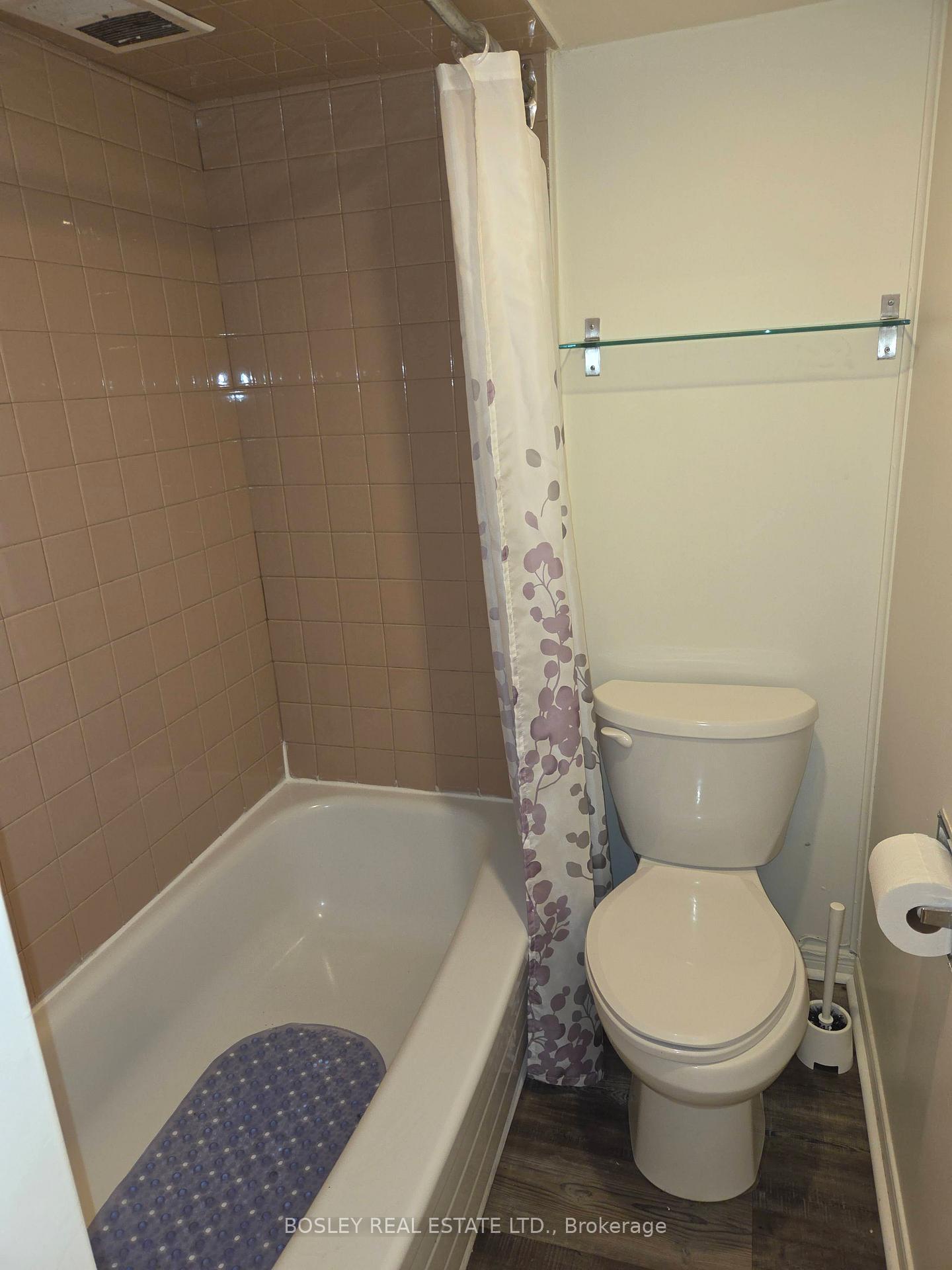 Photo 25 of 763 Eglinton Avenue E, Toronto, Leaside — HOMEH