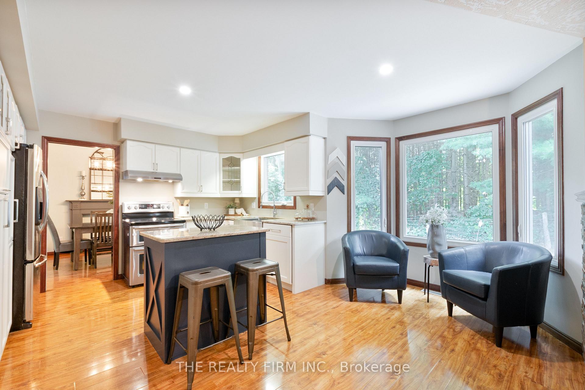 Photo 9 of 512 Riverview Drive, Strathroy-Caradoc, NE — HOMEH