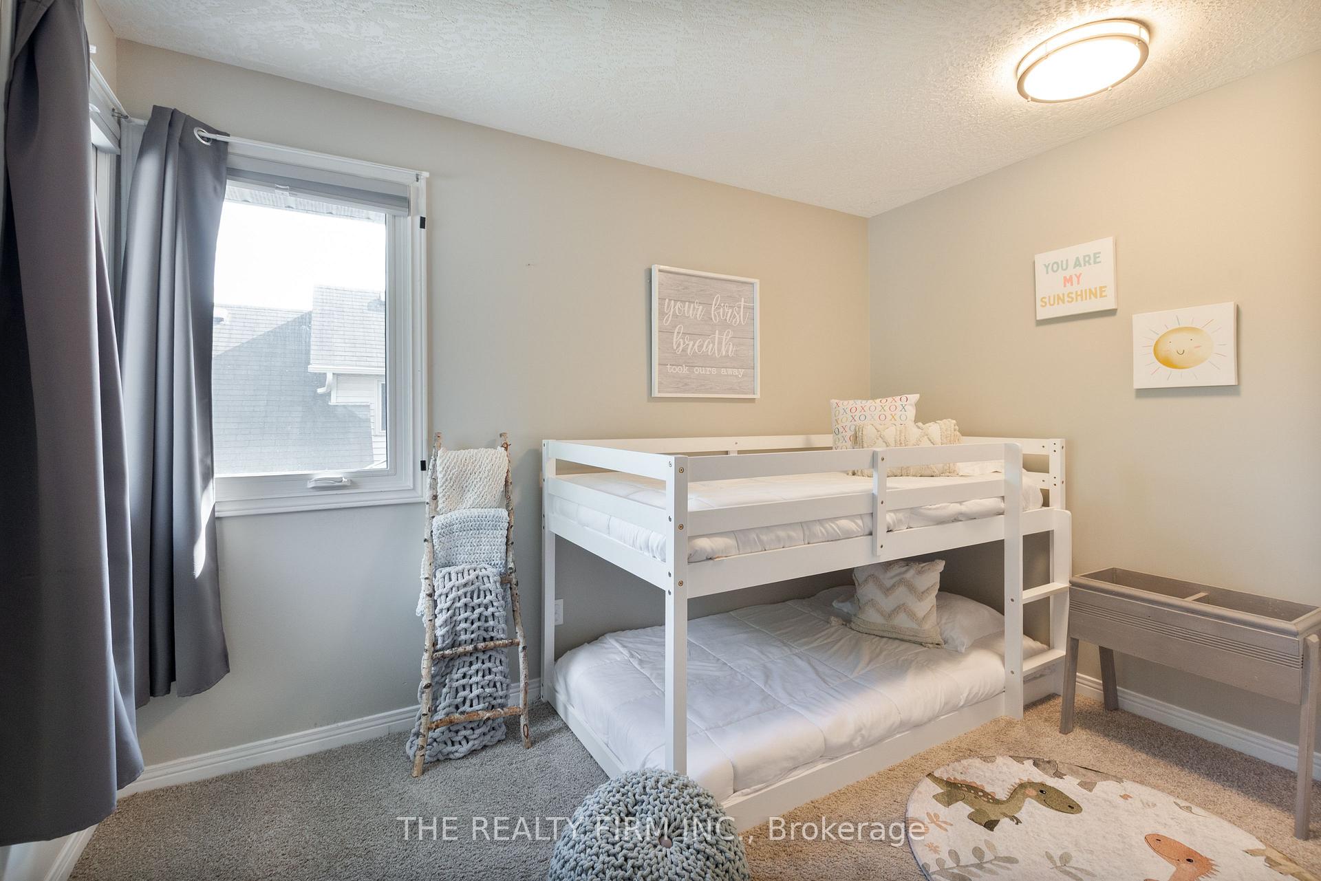 Photo 26 of 512 Riverview Drive, Strathroy-Caradoc, NE — HOMEH