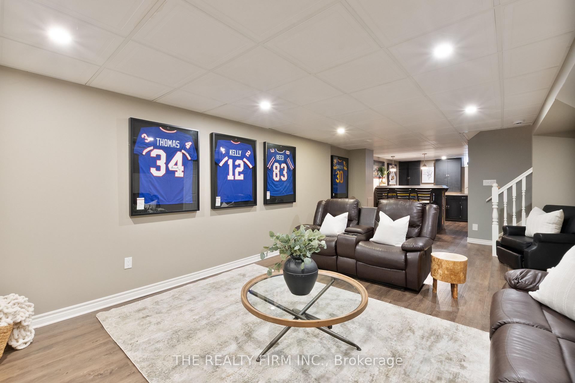 Photo 32 of 512 Riverview Drive, Strathroy-Caradoc, NE — HOMEH