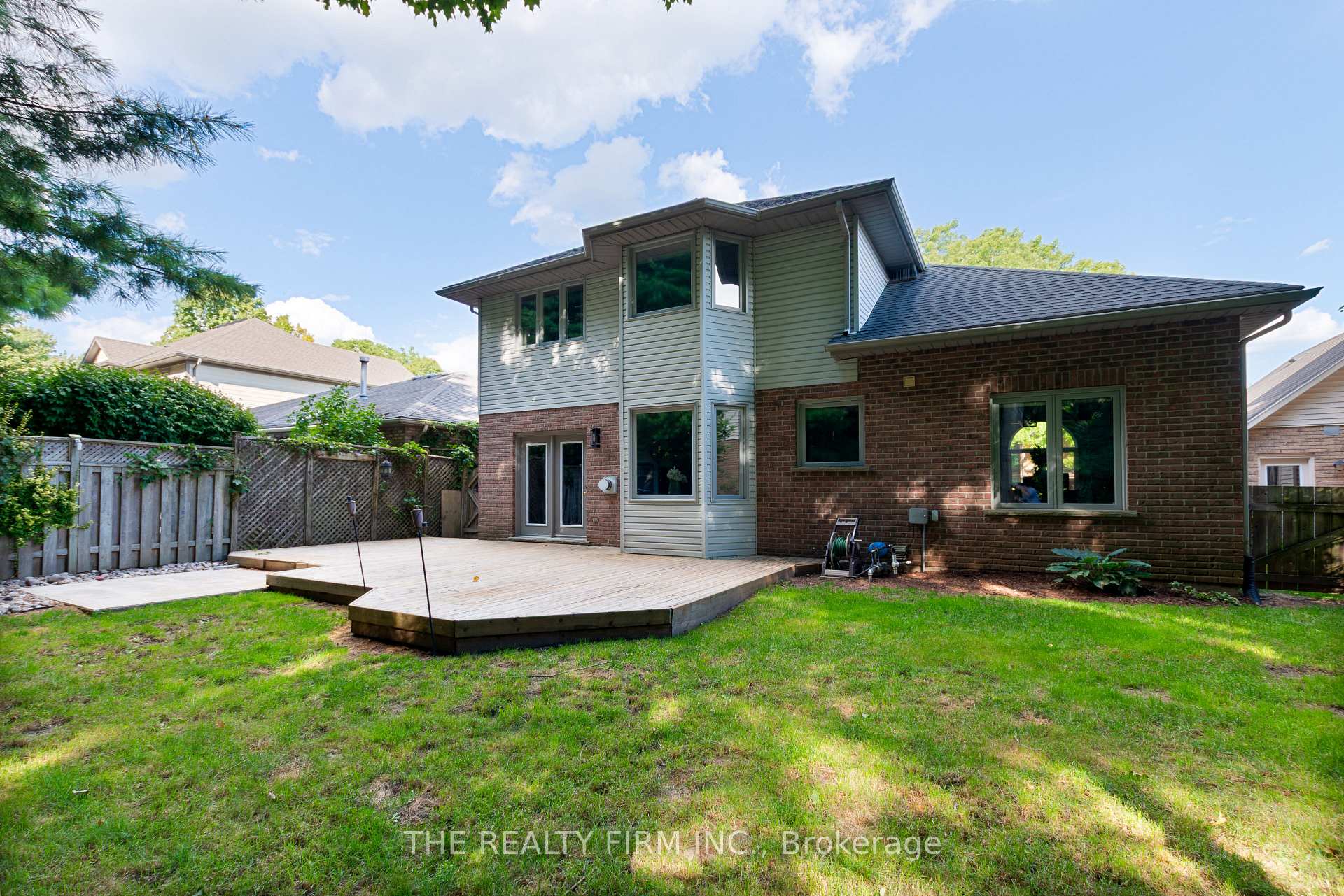 Photo 38 of 512 Riverview Drive, Strathroy-Caradoc, NE — HOMEH