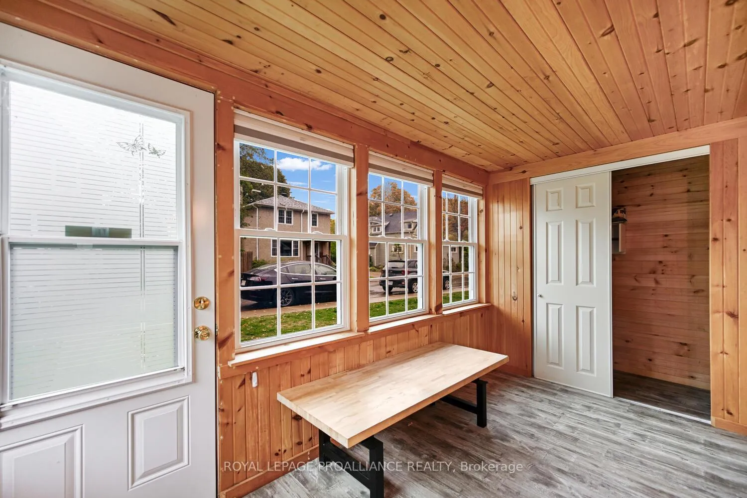 Photo 5 of 189 James Street E, Brockville — HOMEH