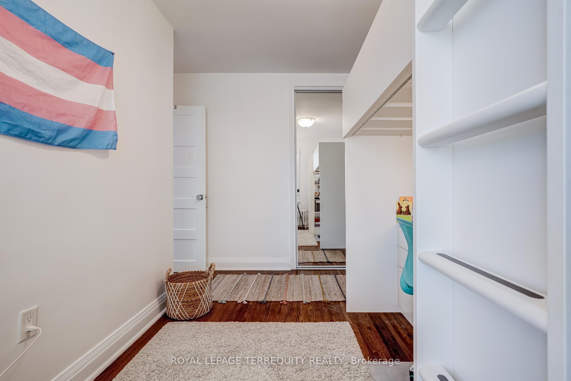 Photo 23 of 44 Thursfield Crescent, Toronto, Leaside — HOMEH