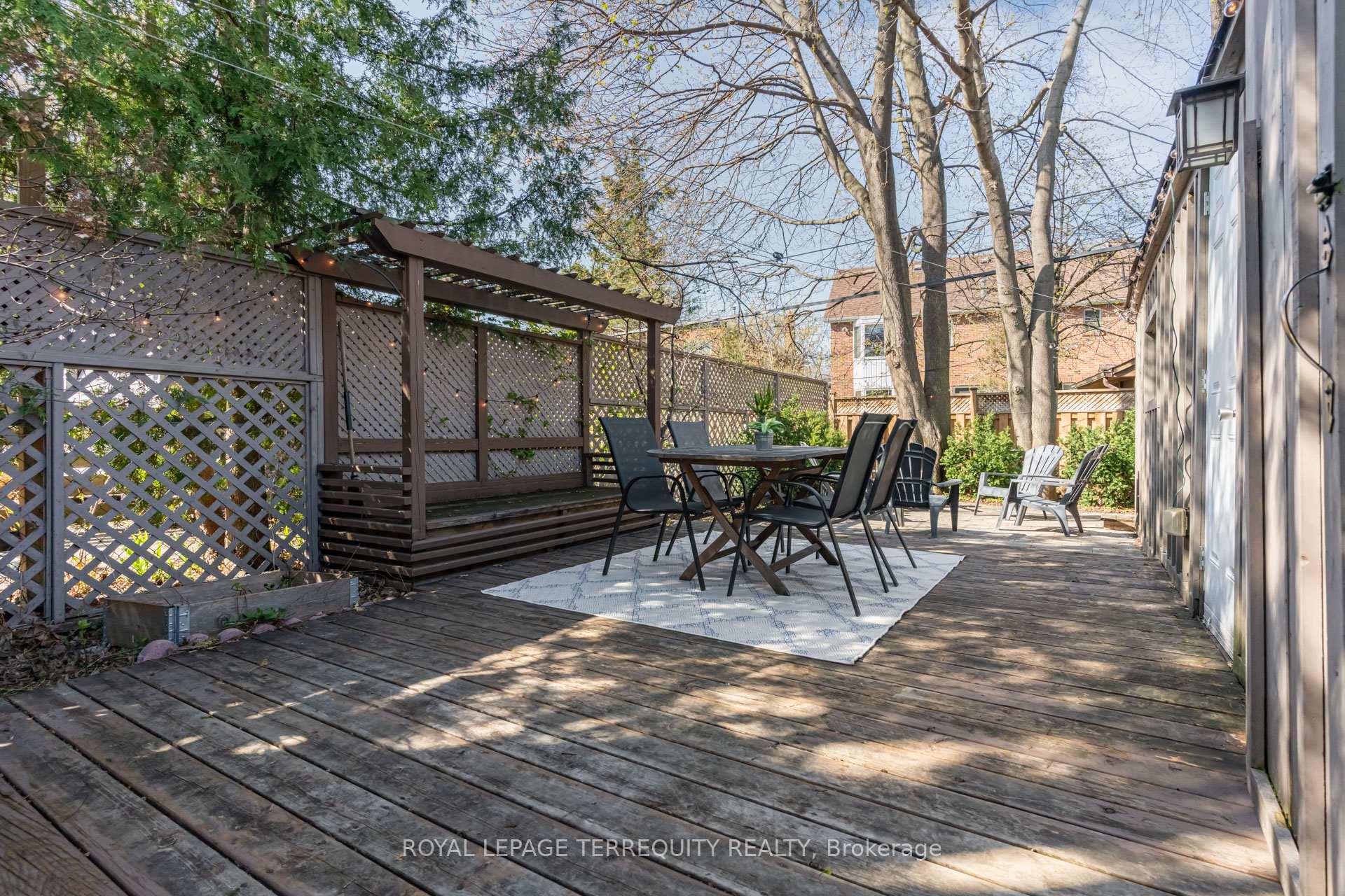 Photo 42 of 44 Thursfield Crescent, Toronto, Leaside — HOMEH