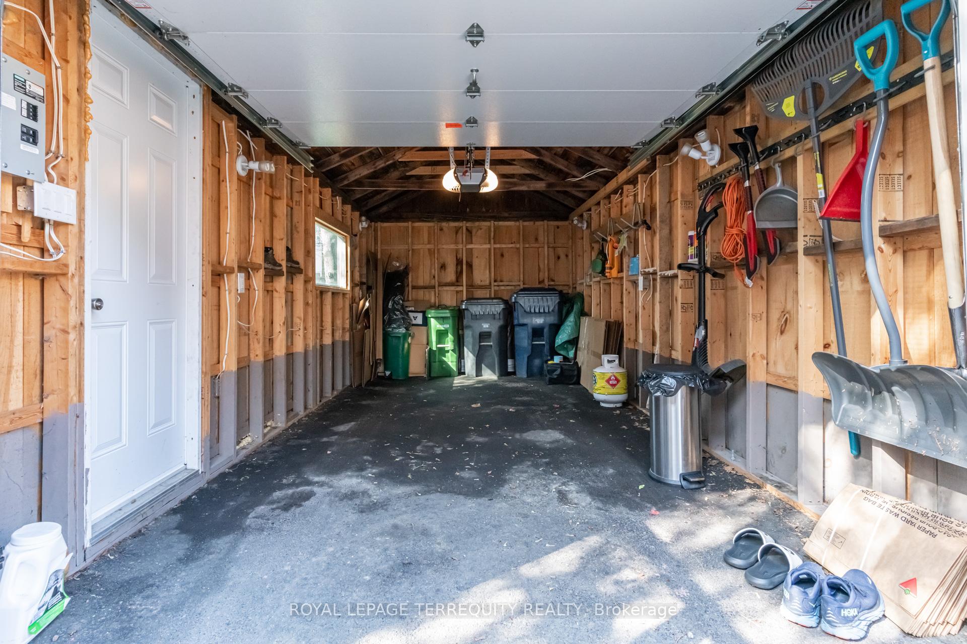 Photo 48 of 44 Thursfield Crescent, Toronto, Leaside — HOMEH