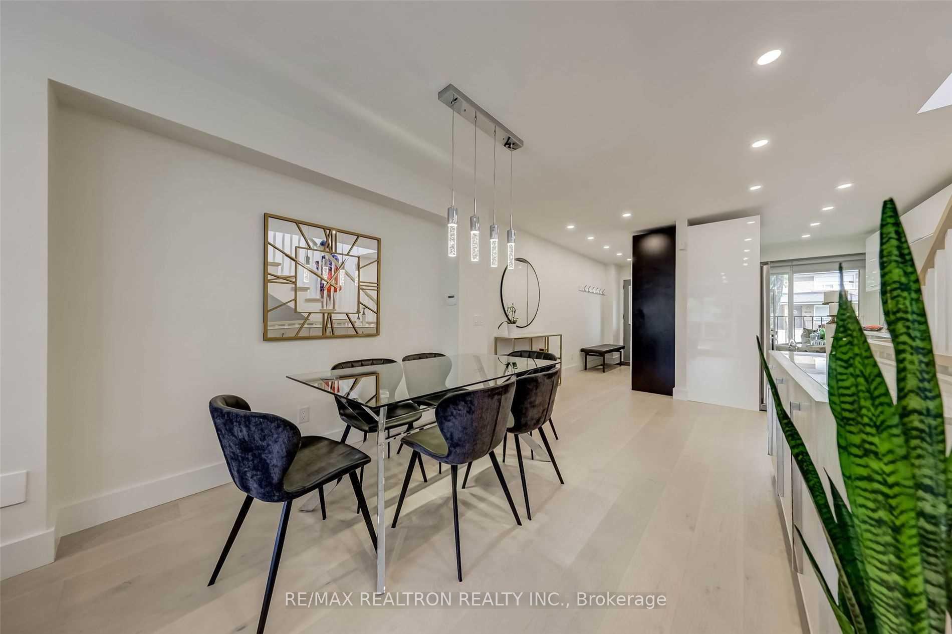 Photo 5 of 195 Bedford Park Avenue, Toronto, Lawrence Park North — HOMEH