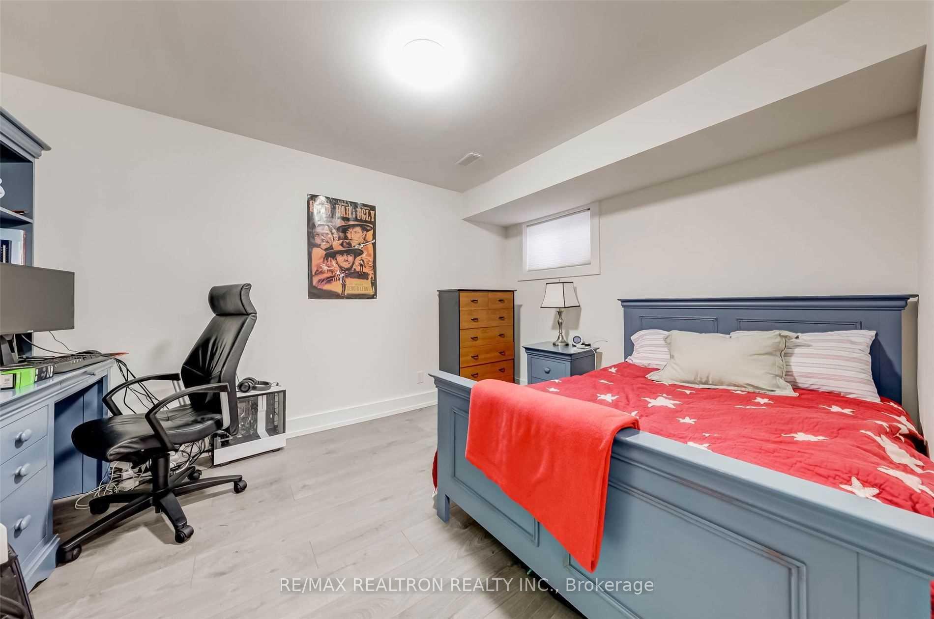 Photo 14 of 195 Bedford Park Avenue, Toronto, Lawrence Park North — HOMEH