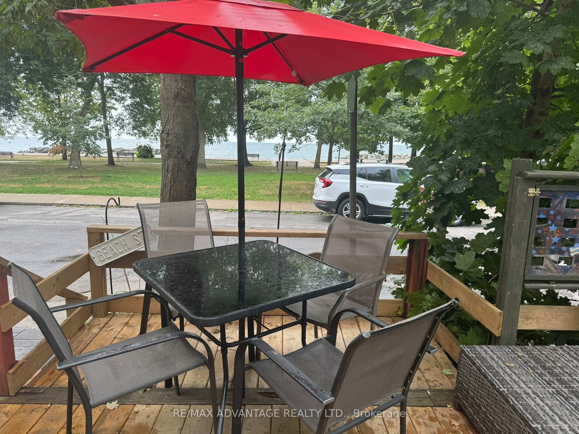 Photo 5 of 106 Hubbard Boulevard, Toronto, The Beaches — HOMEH
