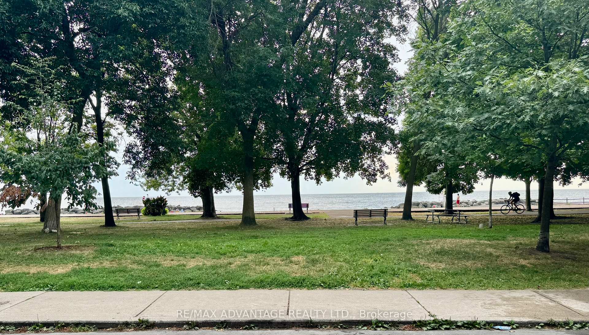 Photo 6 of 106 Hubbard Boulevard, Toronto, The Beaches — HOMEH
