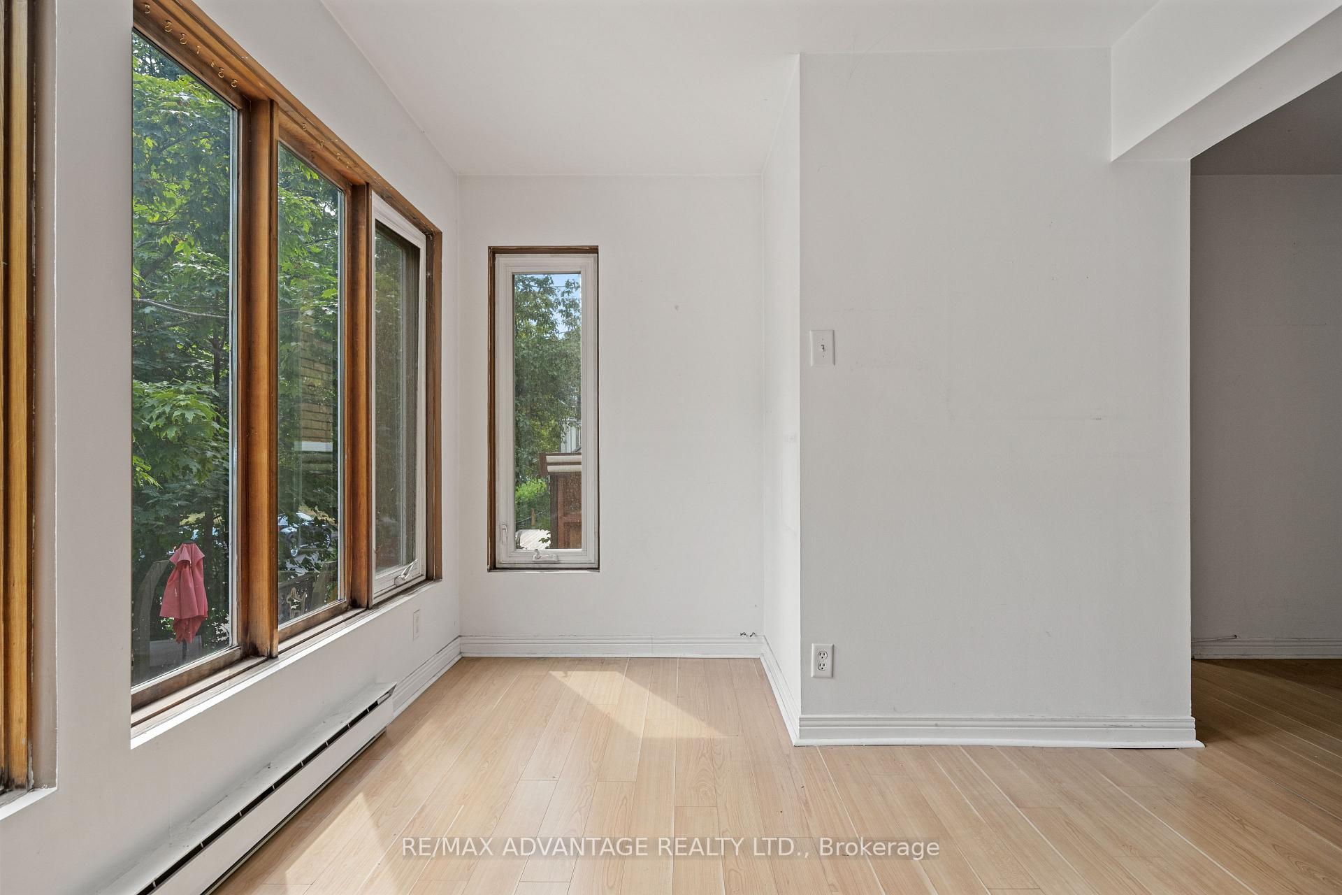 Photo 8 of 106 Hubbard Boulevard, Toronto, The Beaches — HOMEH