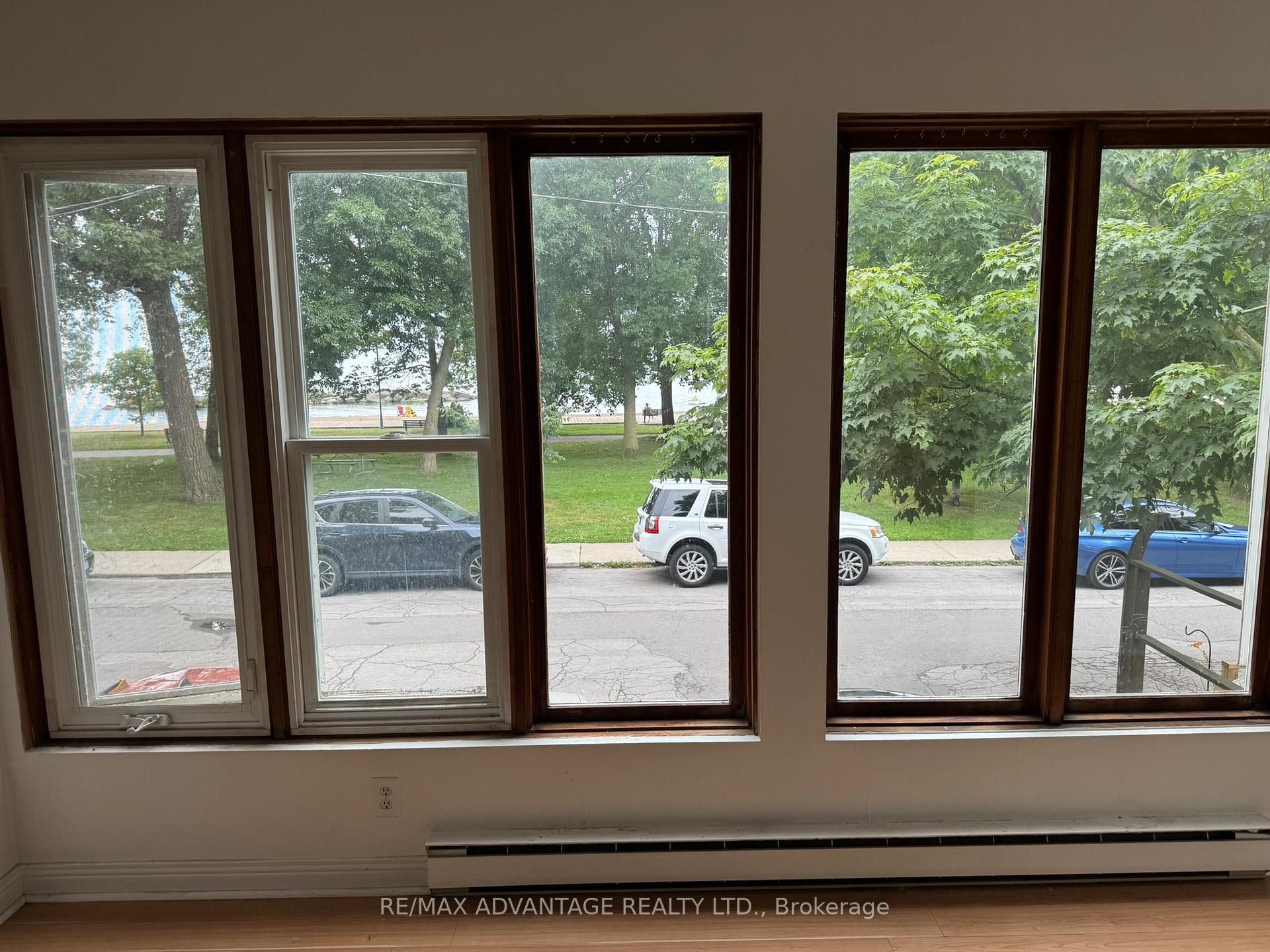 Photo 9 of 106 Hubbard Boulevard, Toronto, The Beaches — HOMEH