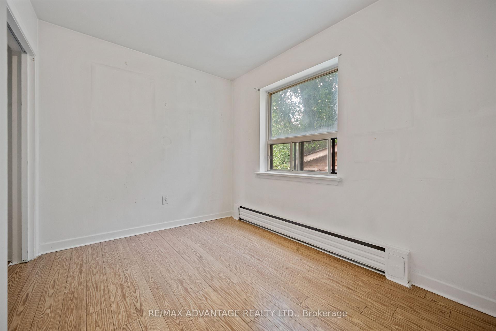 Photo 15 of 106 Hubbard Boulevard, Toronto, The Beaches — HOMEH