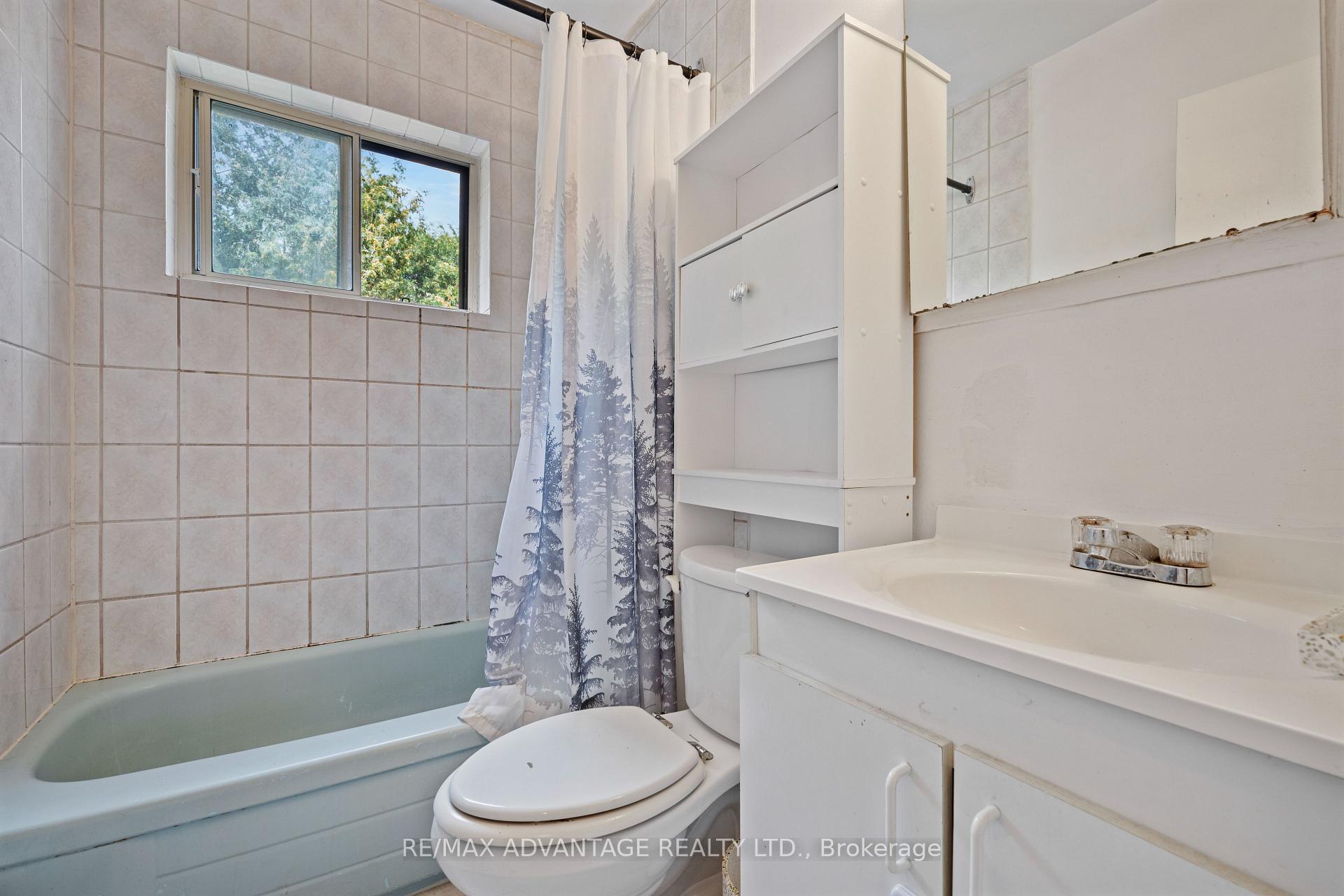Photo 22 of 106 Hubbard Boulevard, Toronto, The Beaches — HOMEH