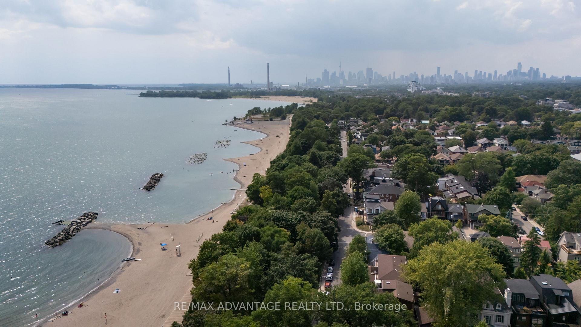 Photo 26 of 106 Hubbard Boulevard, Toronto, The Beaches — HOMEH