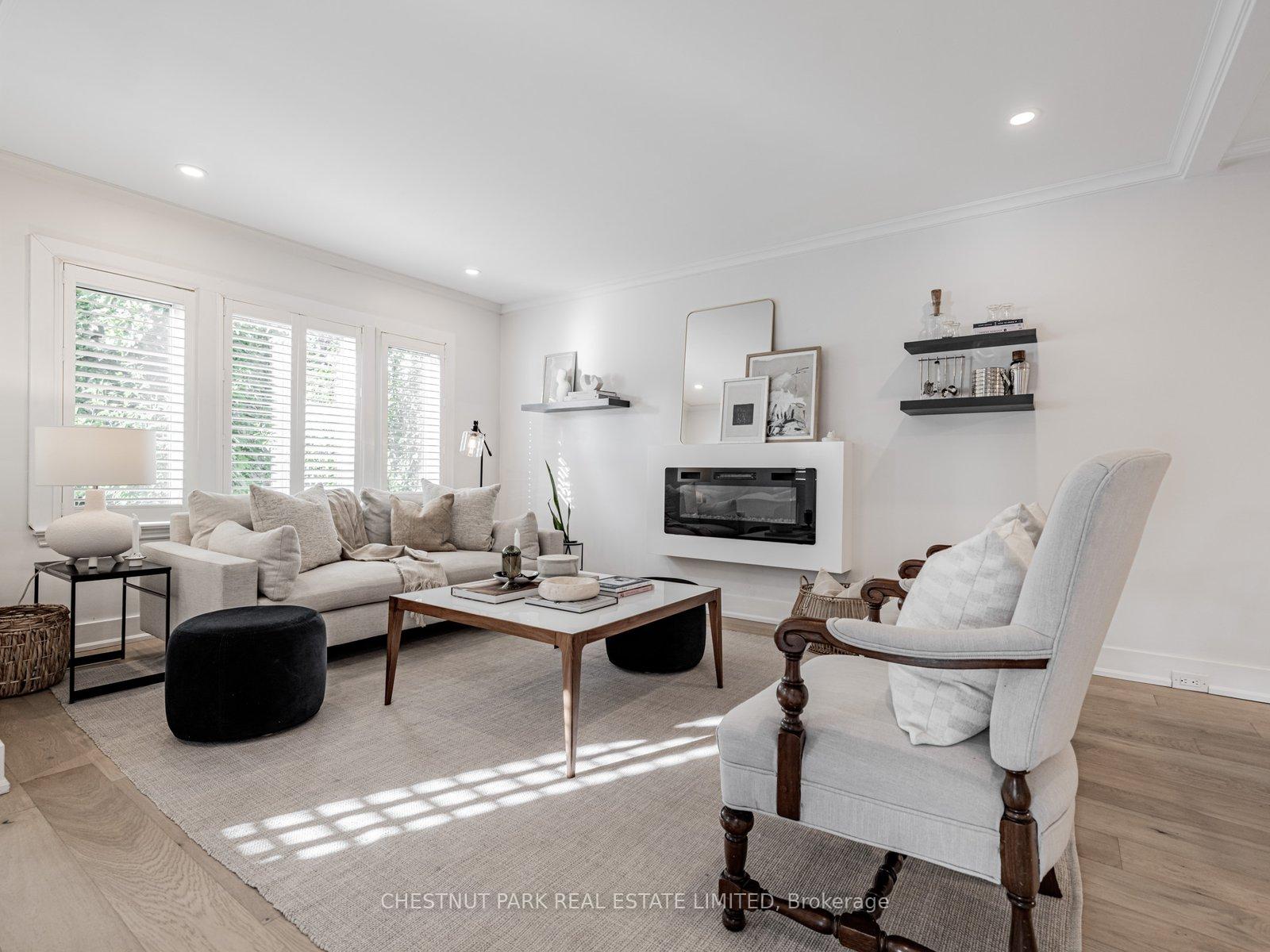 Photo 5 of 117 Glenvale Boulevard, Toronto, Leaside — HOMEH