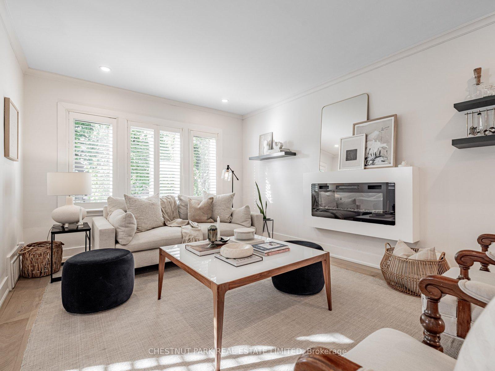 Photo 6 of 117 Glenvale Boulevard, Toronto, Leaside — HOMEH