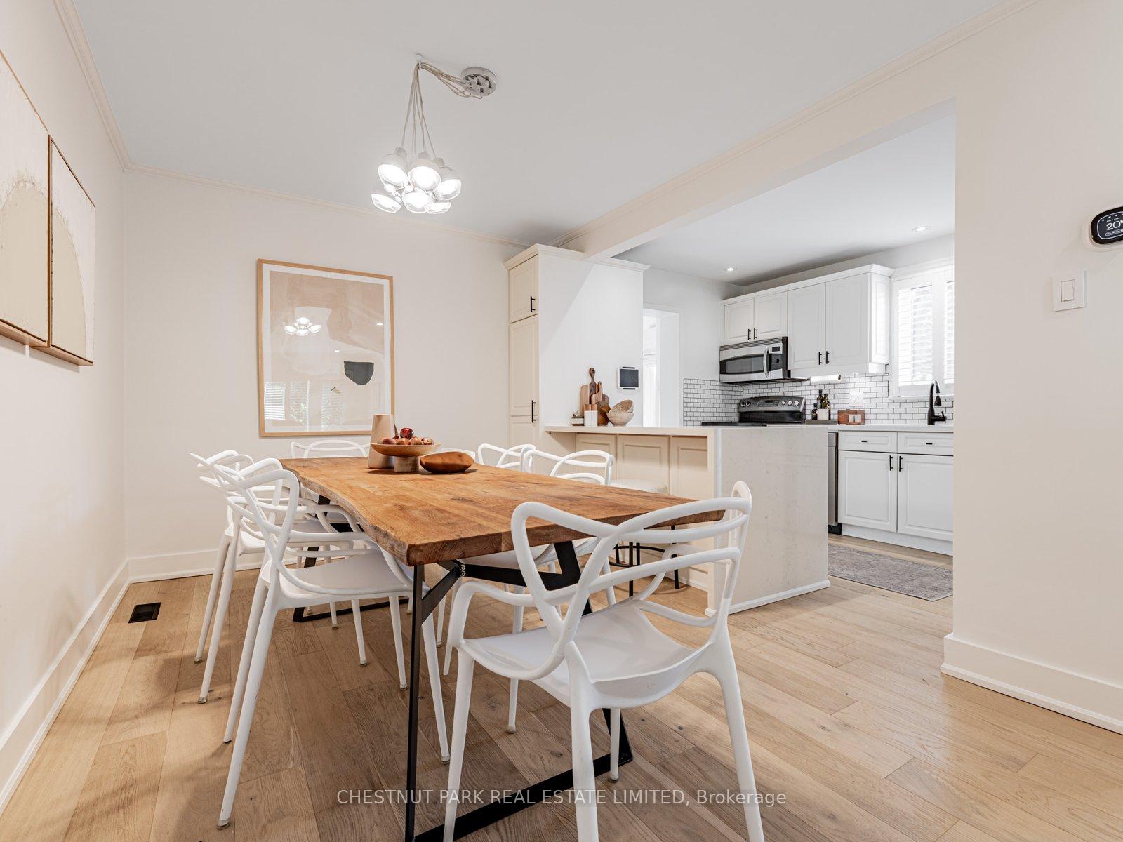 Photo 8 of 117 Glenvale Boulevard, Toronto, Leaside — HOMEH