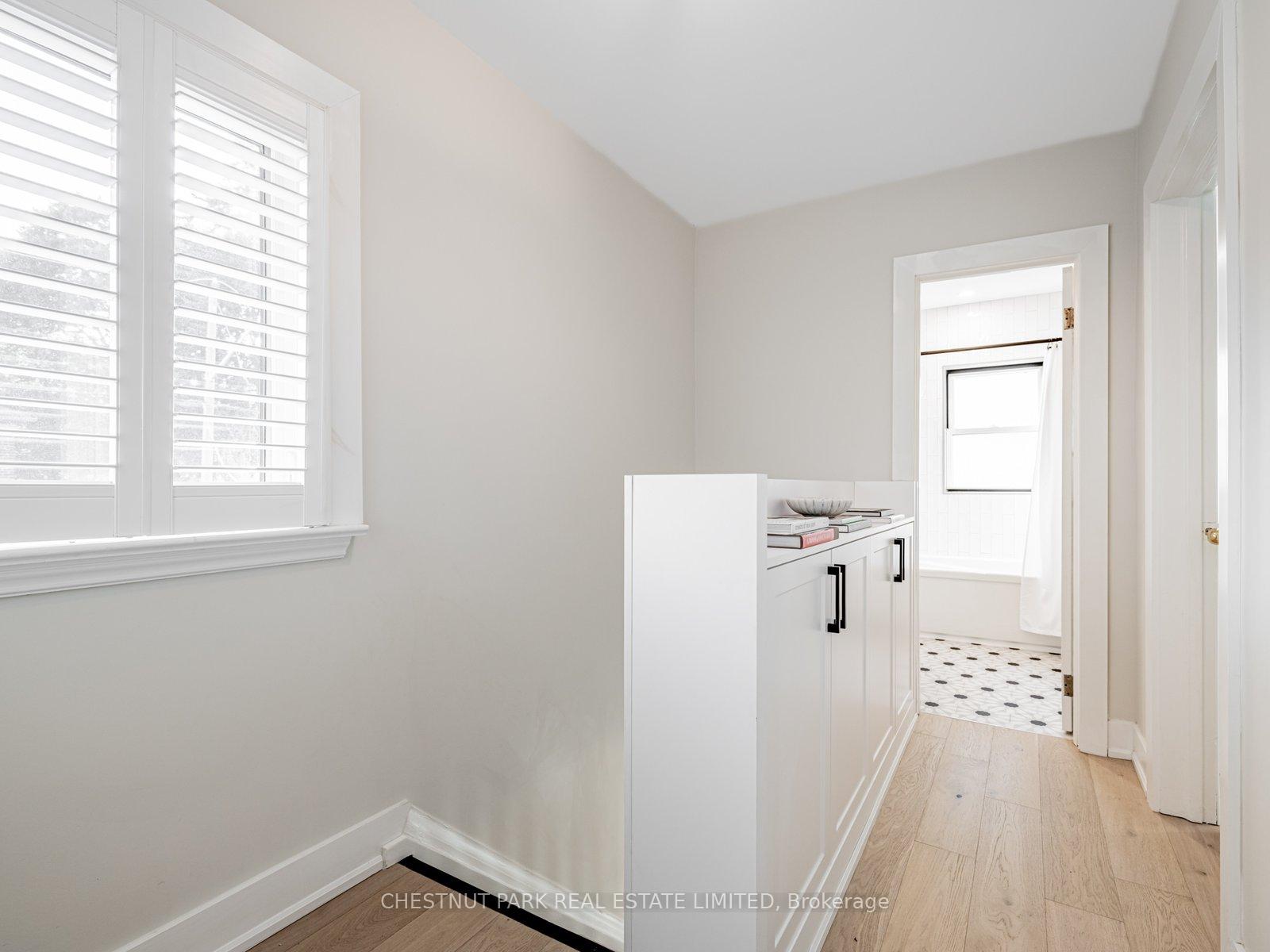 Photo 16 of 117 Glenvale Boulevard, Toronto, Leaside — HOMEH