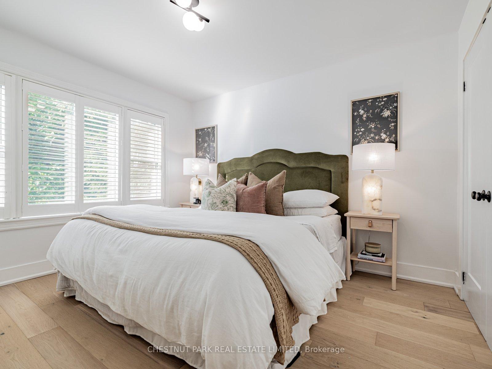 Photo 18 of 117 Glenvale Boulevard, Toronto, Leaside — HOMEH
