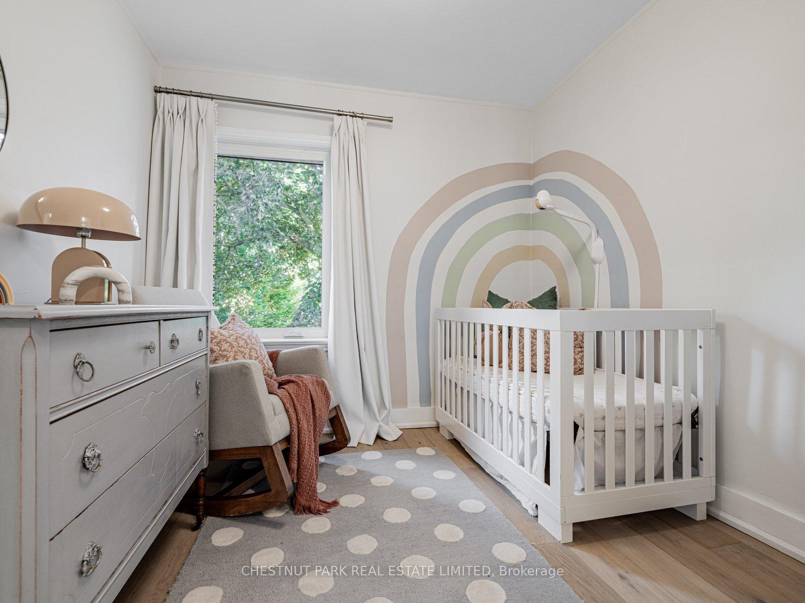 Photo 19 of 117 Glenvale Boulevard, Toronto, Leaside — HOMEH