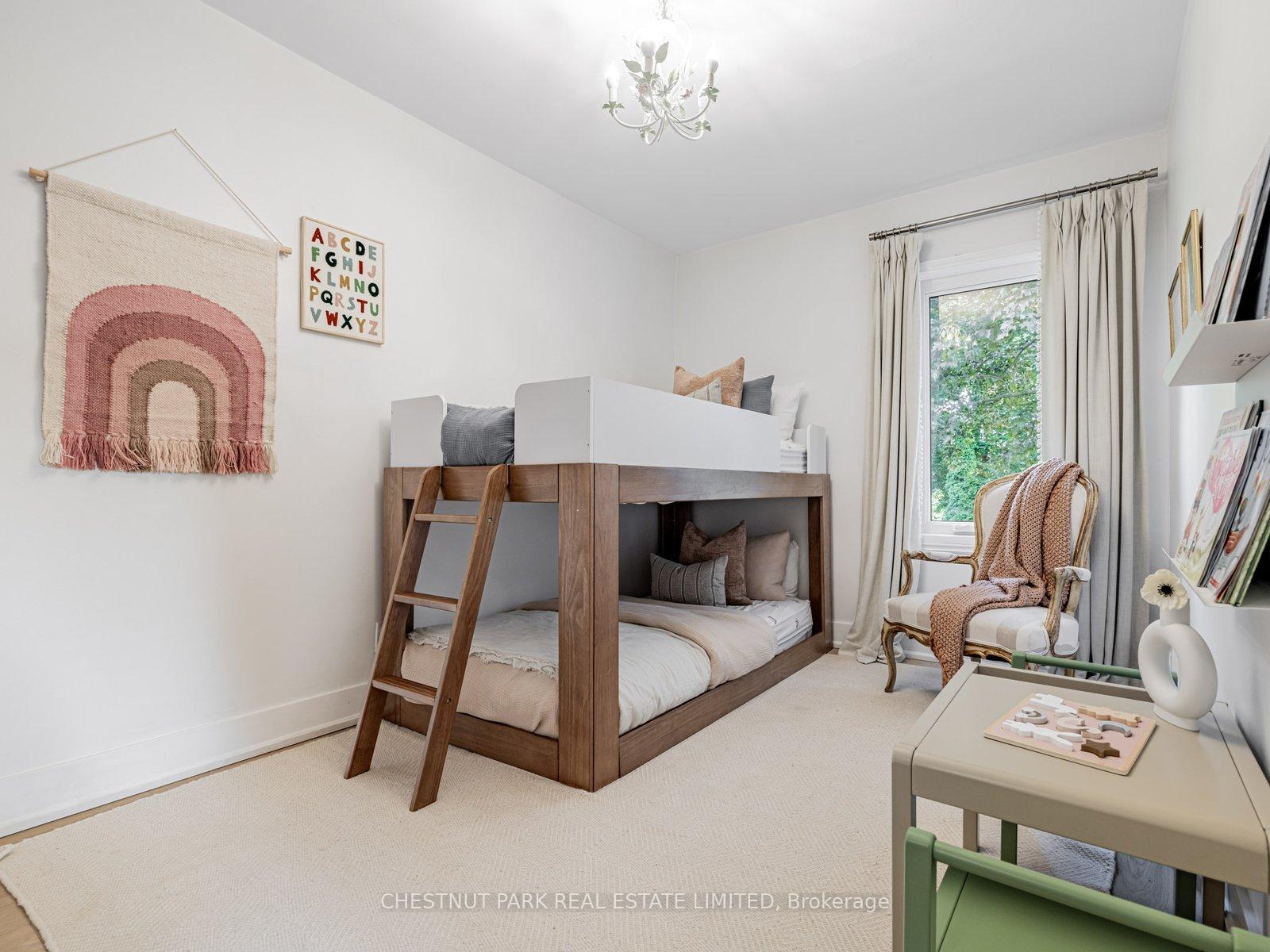 Photo 20 of 117 Glenvale Boulevard, Toronto, Leaside — HOMEH