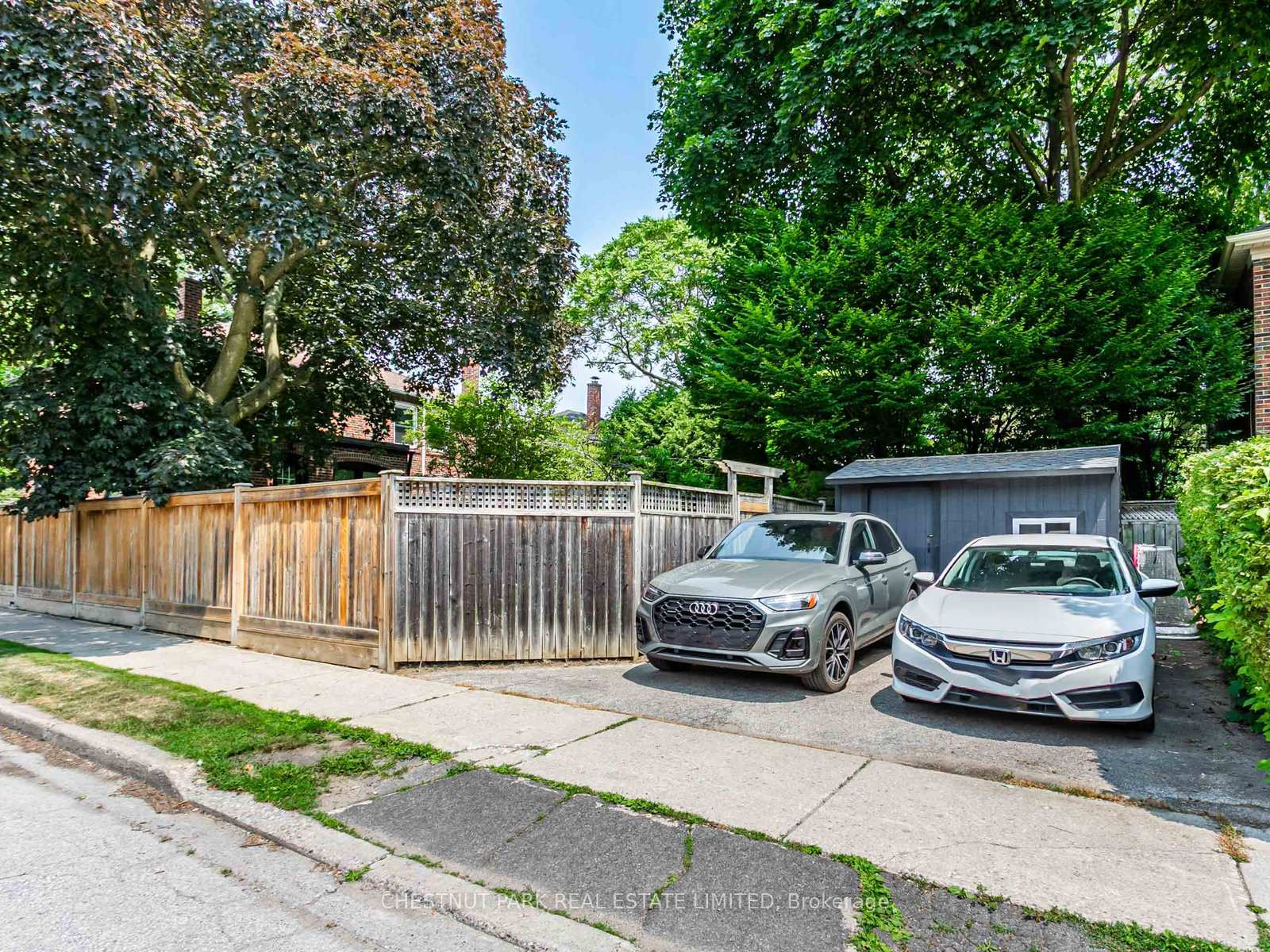 Photo 35 of 117 Glenvale Boulevard, Toronto, Leaside — HOMEH