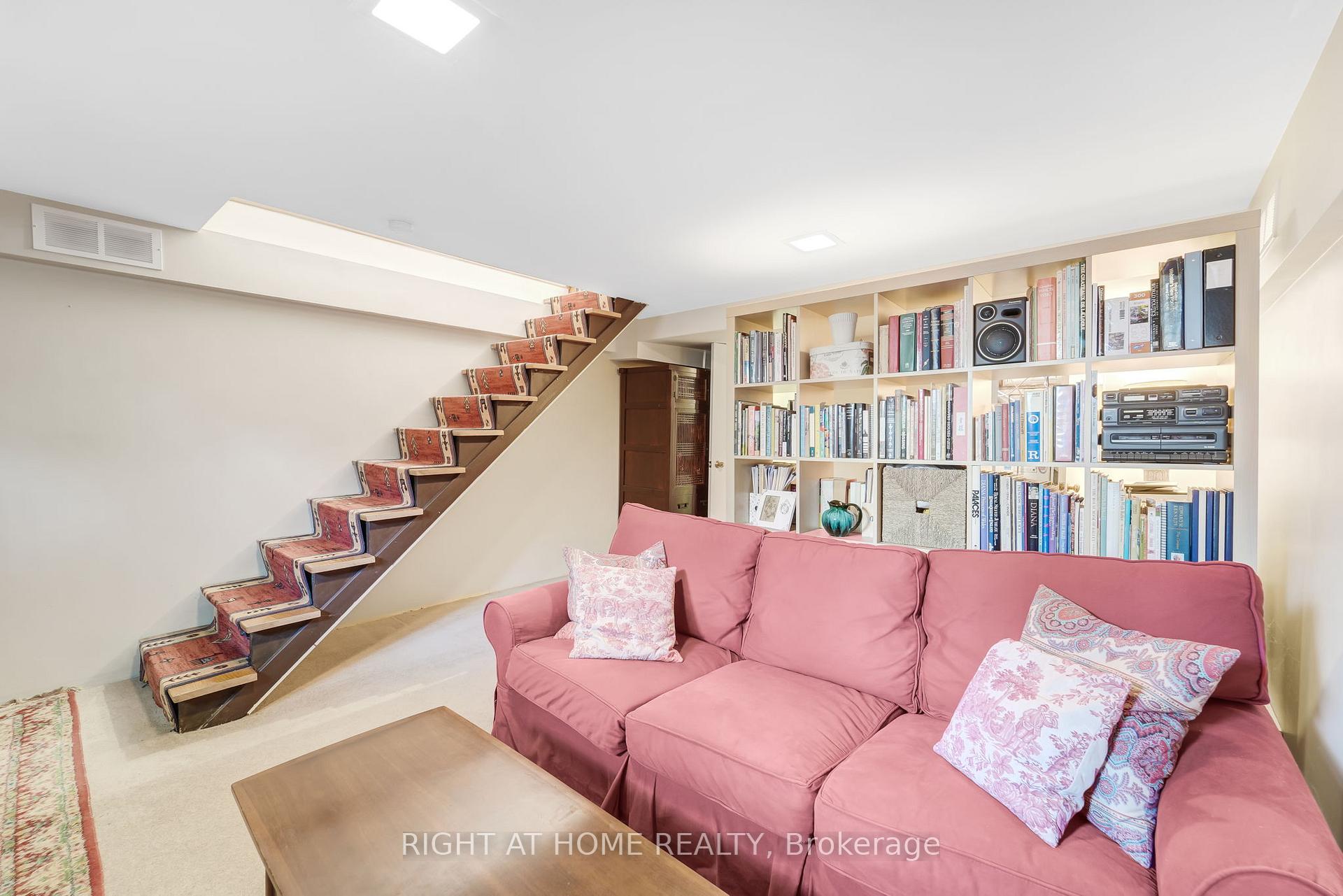 Photo 17 of 49 Summerhill Gardens, Toronto, Rosedale-Moore Park — HOMEH