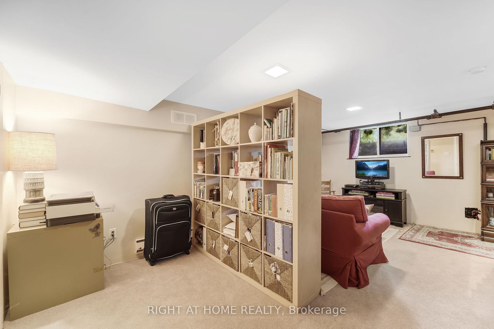Photo 18 of 49 Summerhill Gardens, Toronto, Rosedale-Moore Park — HOMEH