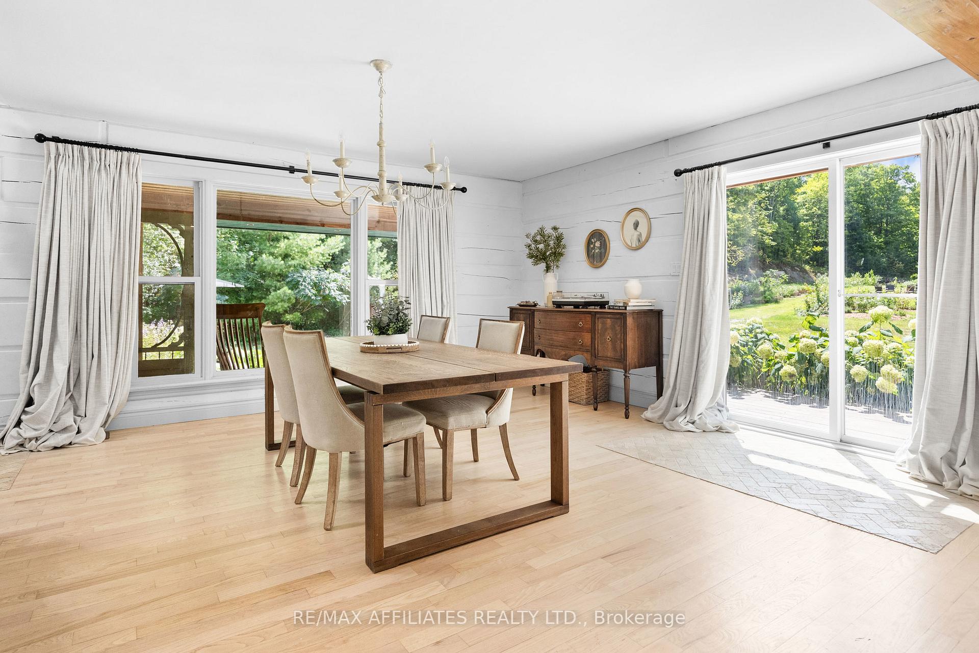 Photo 13 of 1727 Fallbrook Road, Tay Valley, Bathurst/Burgess & Sherbrooke (Bathurst) Twp — HOMEH