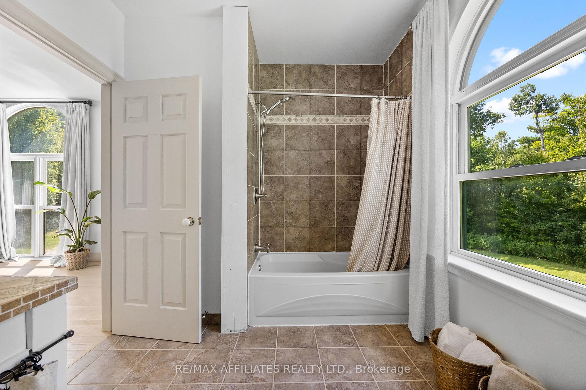 Photo 29 of 1727 Fallbrook Road, Tay Valley, Bathurst/Burgess & Sherbrooke (Bathurst) Twp — HOMEH