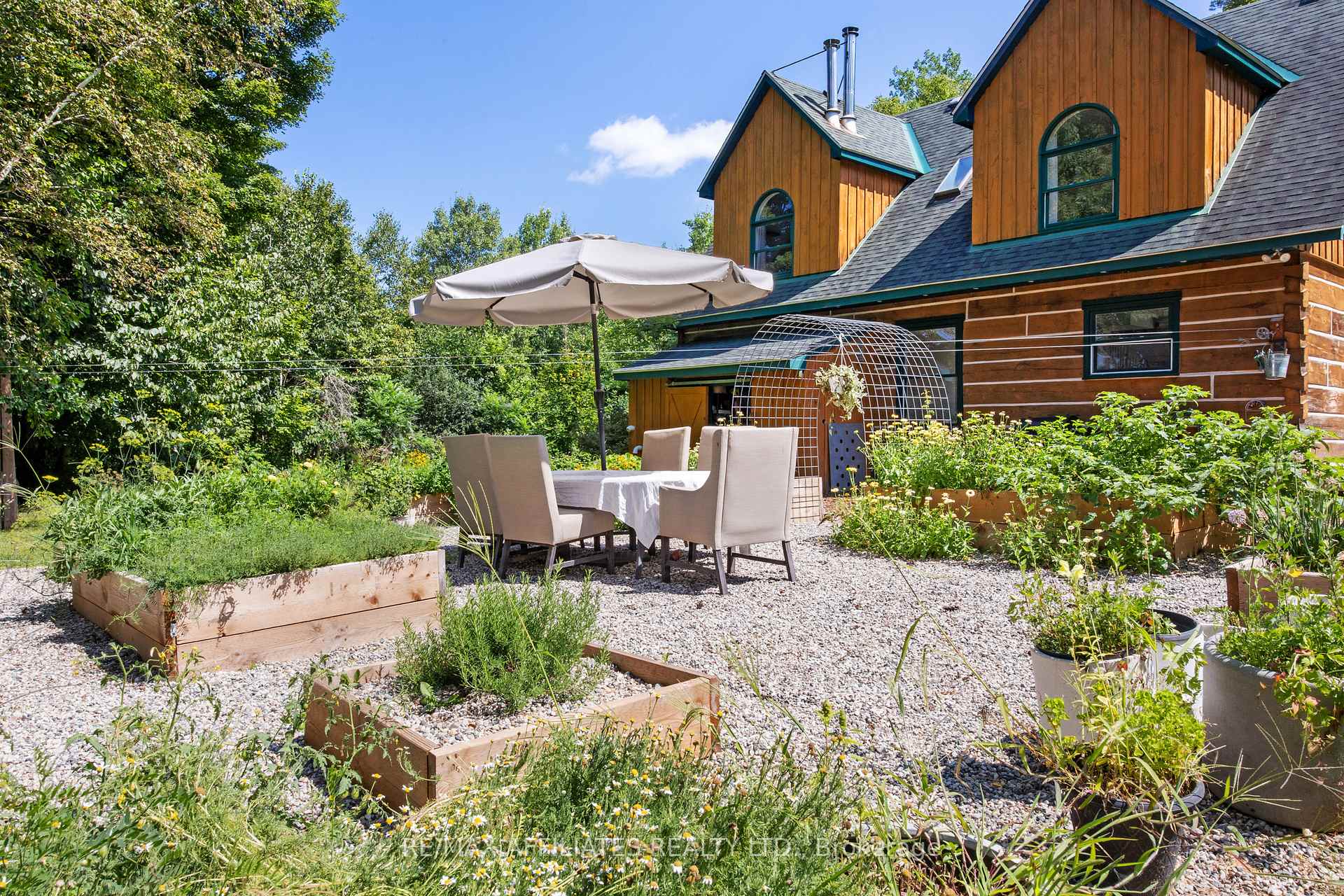 Photo 41 of 1727 Fallbrook Road, Tay Valley, Bathurst/Burgess & Sherbrooke (Bathurst) Twp — HOMEH