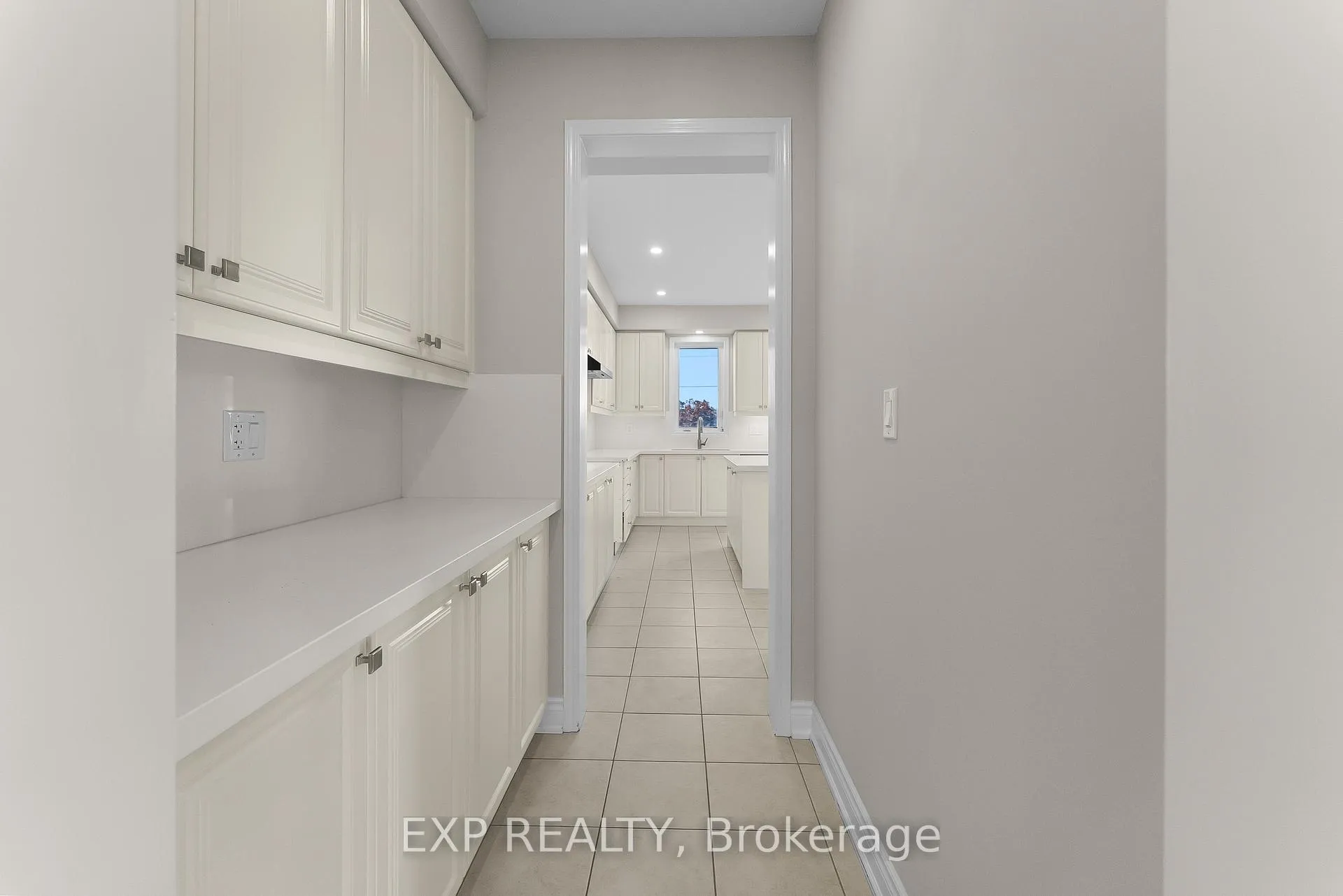 Photo 8 of 24 Esther Crescent, Thorold, Hurricane/Merrittville — HOMEH