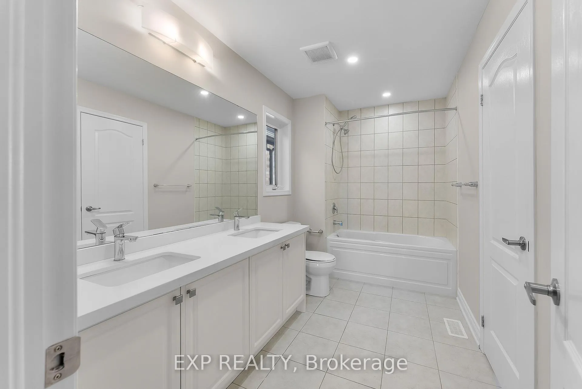 Photo 37 of 24 Esther Crescent, Thorold, Hurricane/Merrittville — HOMEH