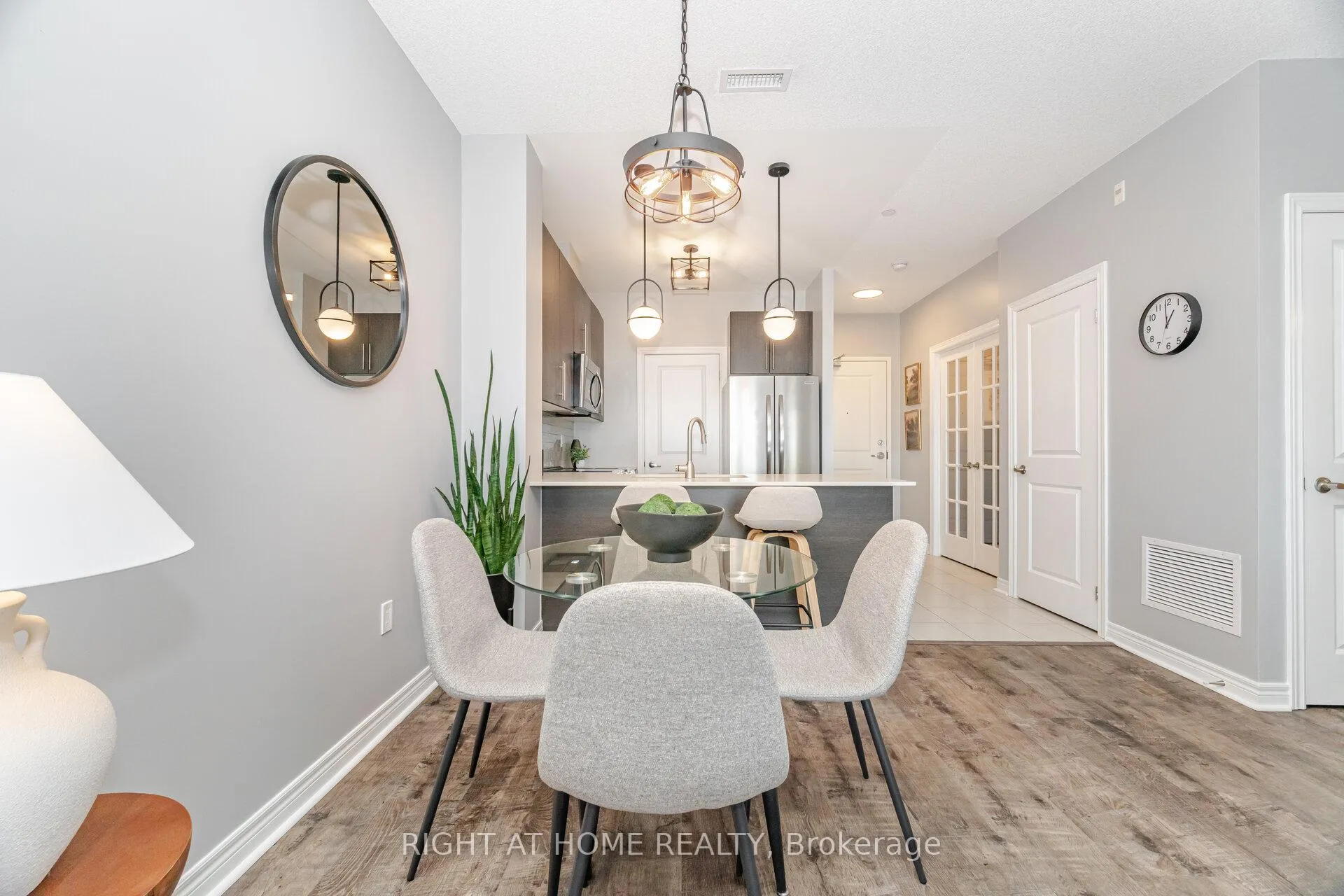 Photo 9 of Unit 408, 33 Whitmer Street, Milton, Scott — HOMEH