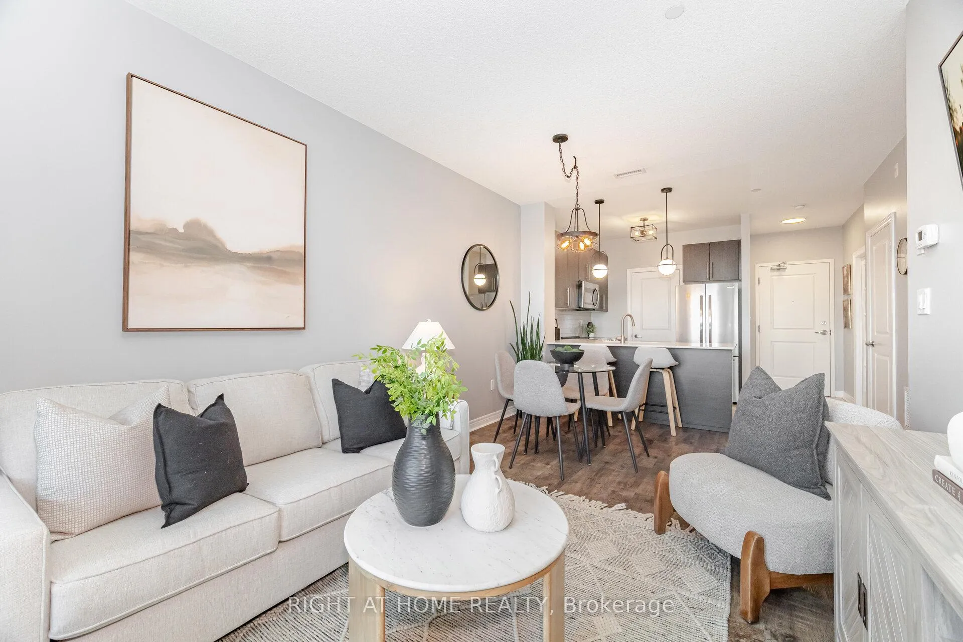 Photo 13 of Unit 408, 33 Whitmer Street, Milton, Scott — HOMEH