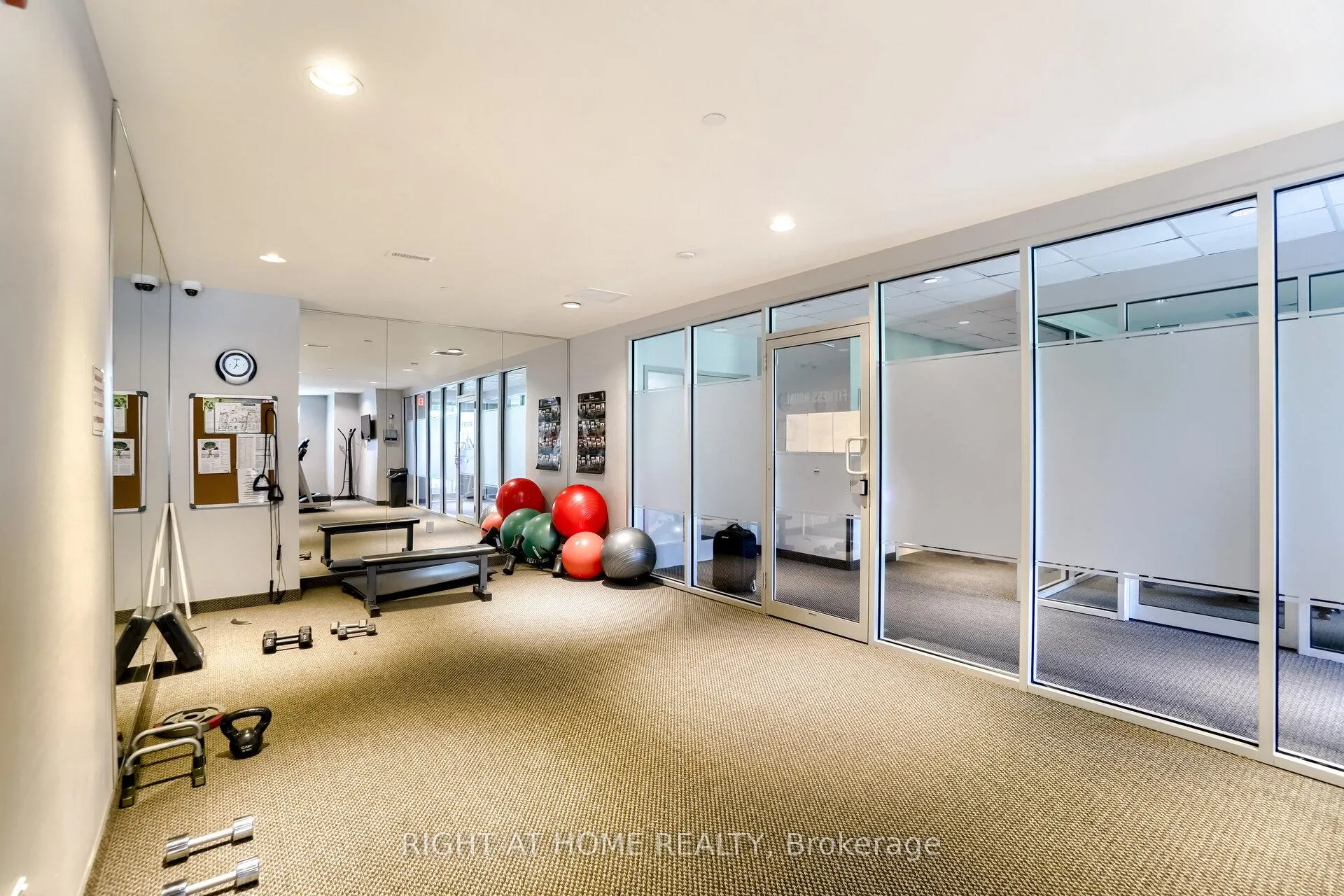 Photo 29 of Unit 408, 33 Whitmer Street, Milton, Scott — HOMEH