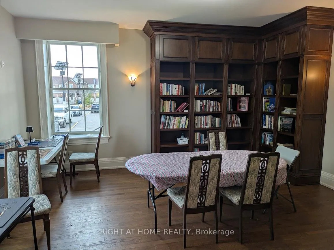 Photo 34 of Unit 408, 33 Whitmer Street, Milton, Scott — HOMEH