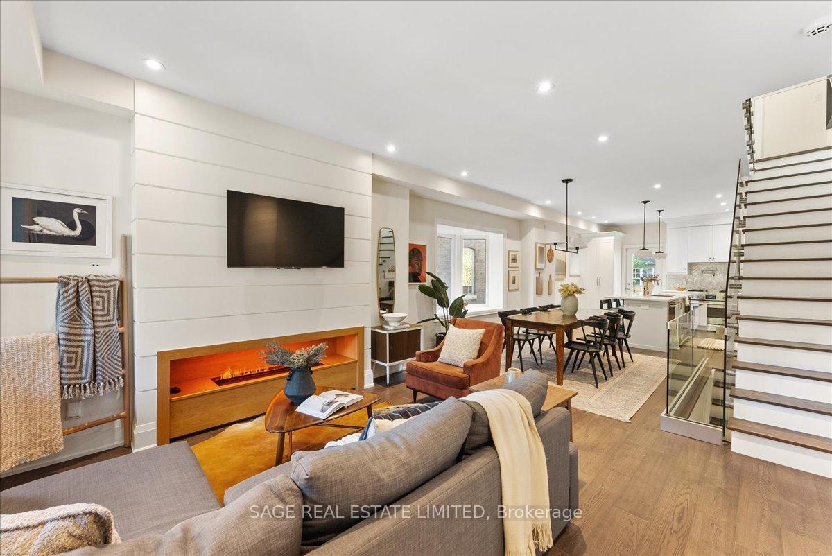 Photo 4 of 324 Beech Avenue, Toronto, The Beaches — HOMEH
