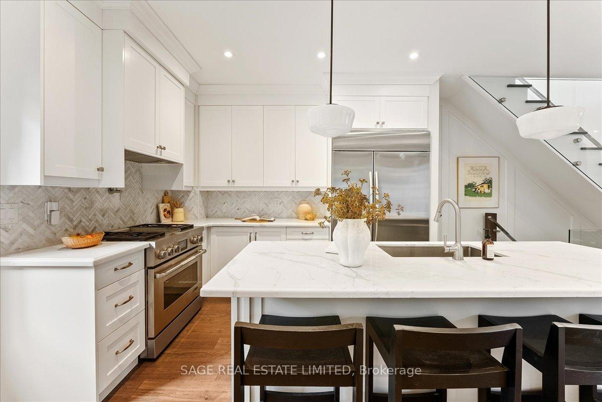 Photo 13 of 324 Beech Avenue, Toronto, The Beaches — HOMEH