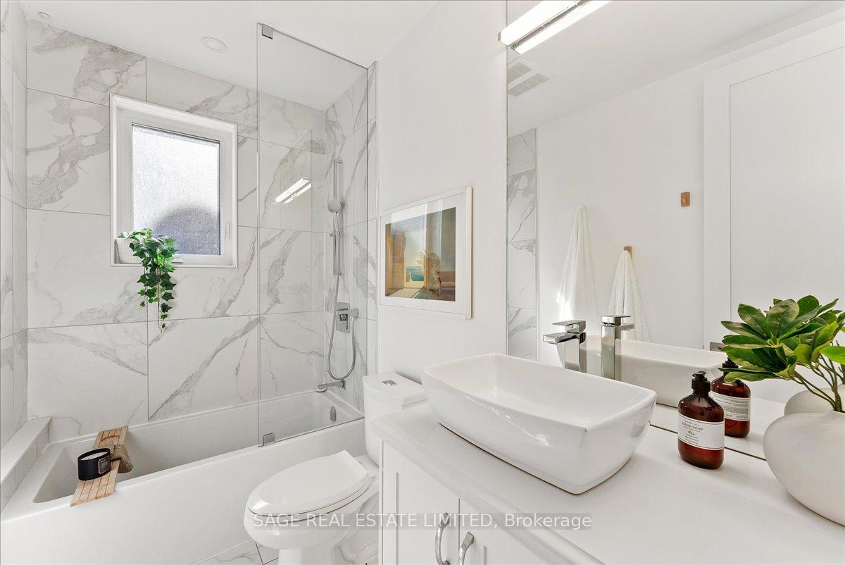 Photo 23 of 324 Beech Avenue, Toronto, The Beaches — HOMEH