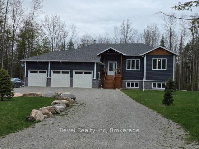 Photo 1 of 719 17 Concession Road W, Tiny, Rural Tiny — HOMEH