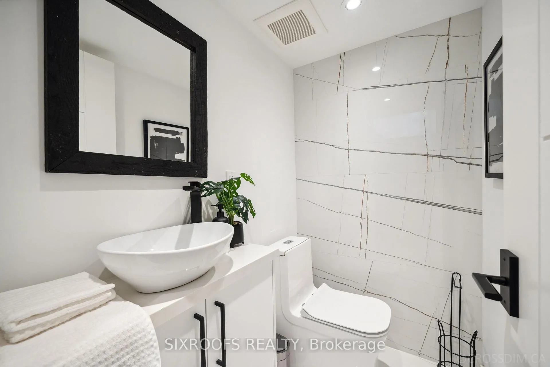 Photo 19 of 41 Dunkirk Road, Toronto, Danforth Village-East York — HOMEH