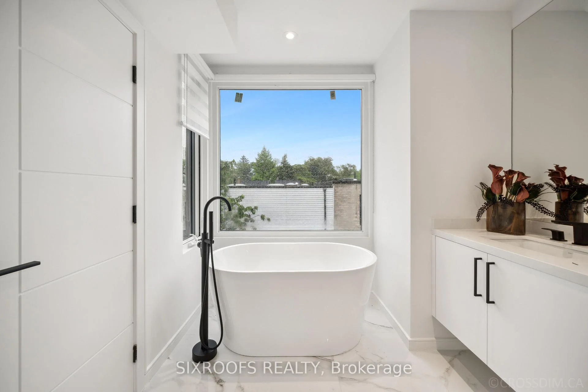 Photo 25 of 41 Dunkirk Road, Toronto, Danforth Village-East York — HOMEH