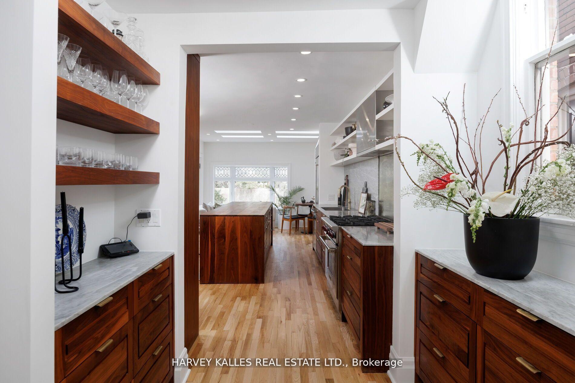 Photo 11 of 11 Hawthorn Avenue, Toronto, Rosedale-Moore Park — HOMEH