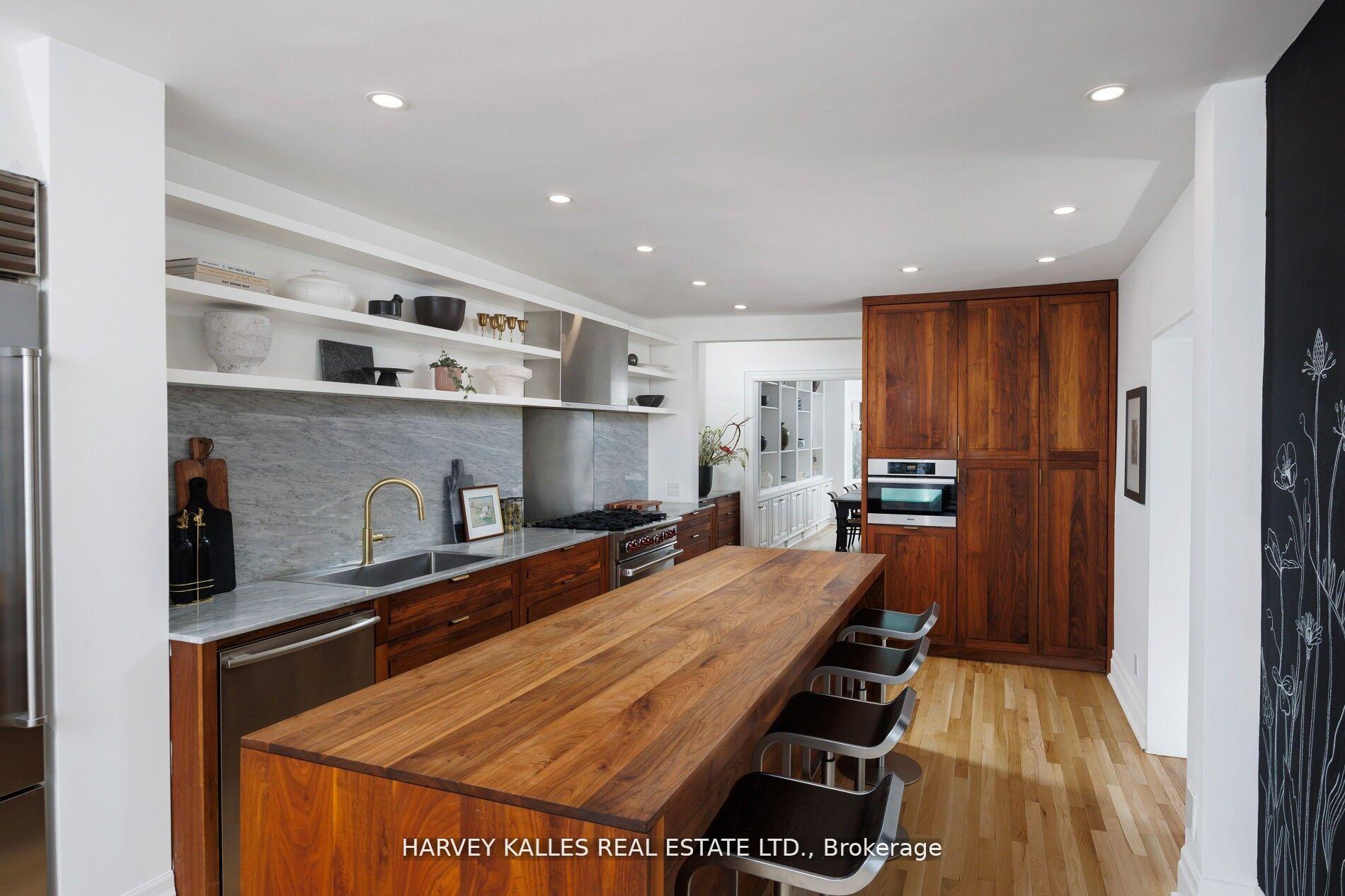 Photo 12 of 11 Hawthorn Avenue, Toronto, Rosedale-Moore Park — HOMEH