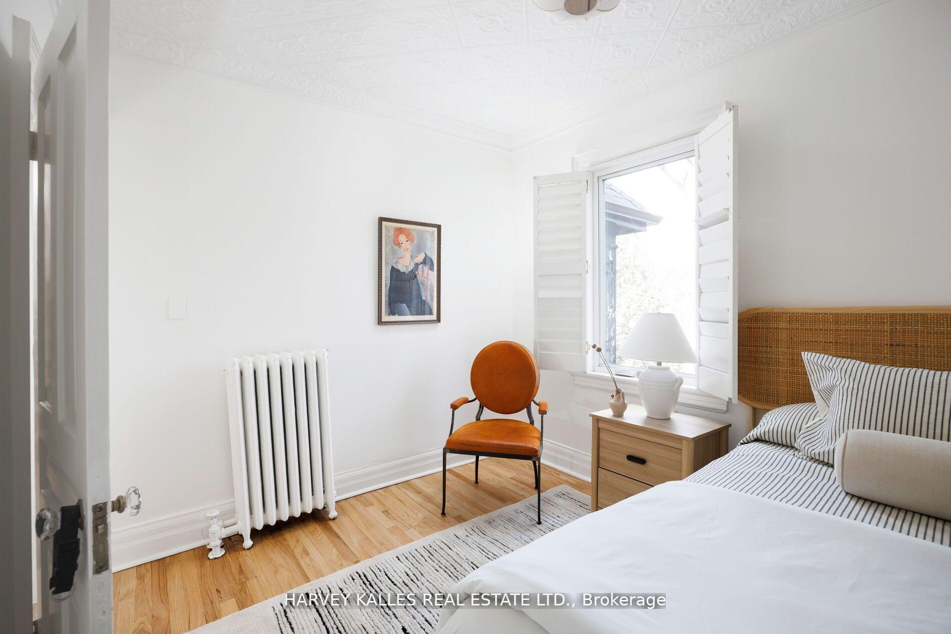 Photo 26 of 11 Hawthorn Avenue, Toronto, Rosedale-Moore Park — HOMEH